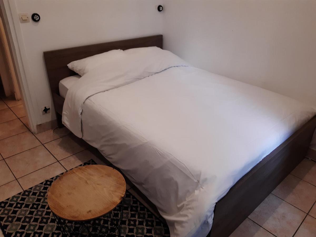 Appartement Aad1 Clamart 200 M Du Tramway T6 St Pave Blc Avec Cuisine Separee Экстерьер фото