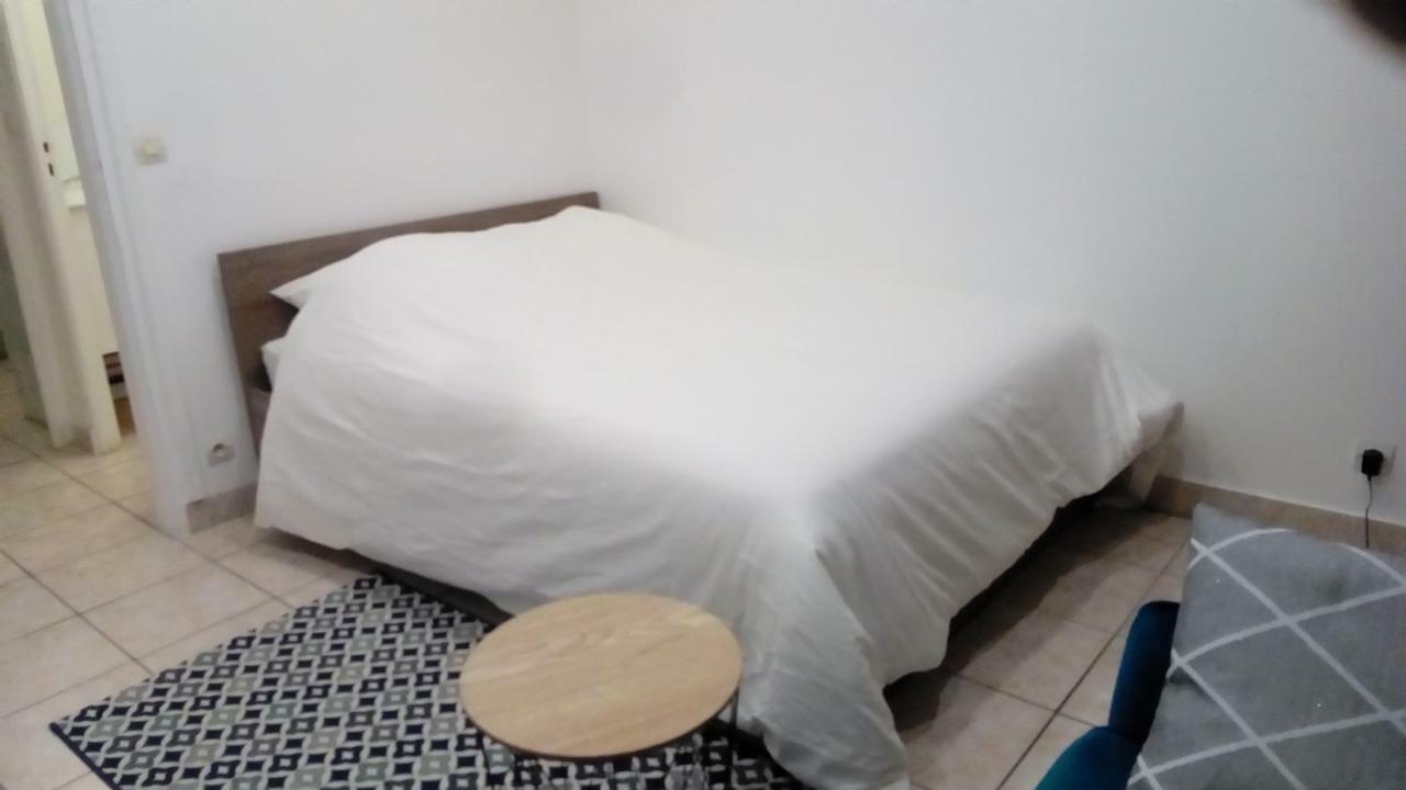 Appartement Aad1 Clamart 200 M Du Tramway T6 St Pave Blc Avec Cuisine Separee Экстерьер фото